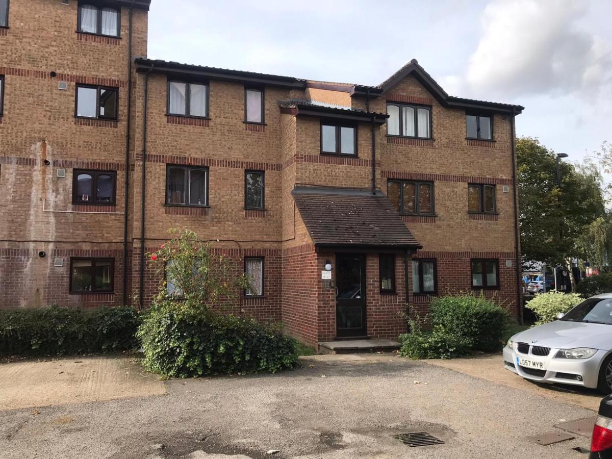 Appartement Bridge Meadows Londen