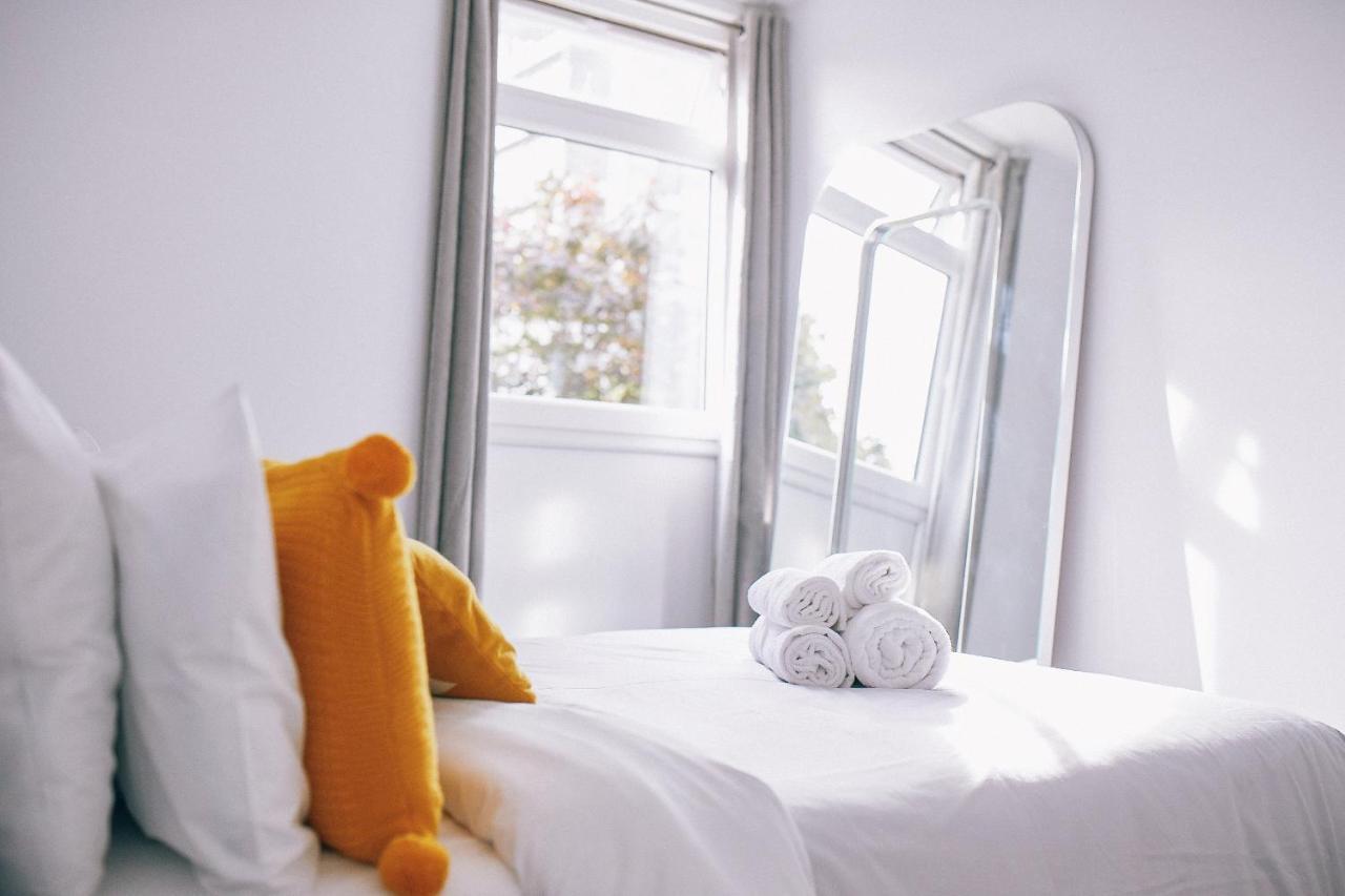 Apartment Authentic Battersea Experience *