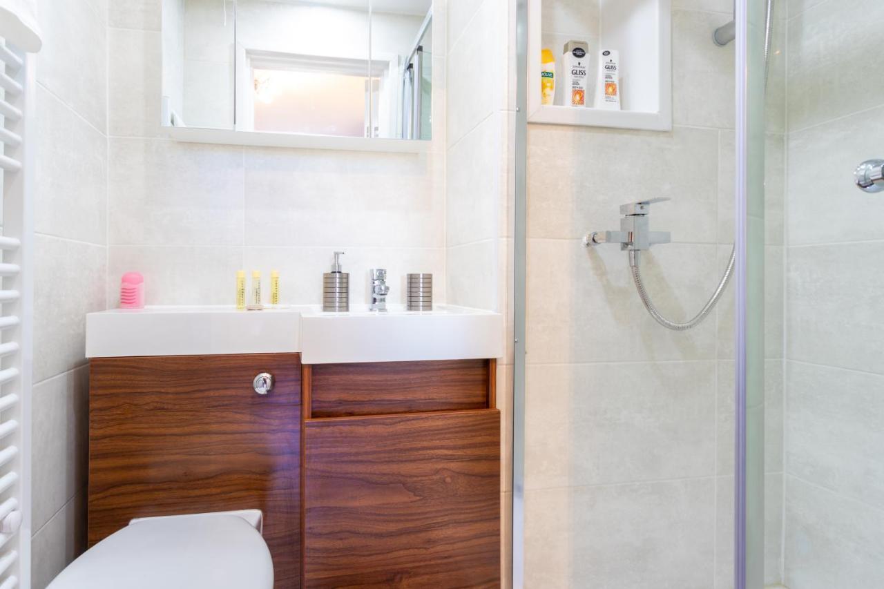 Modern 1 Bed Flat In West Kilburn By Queen's Park For 2 People * Londres