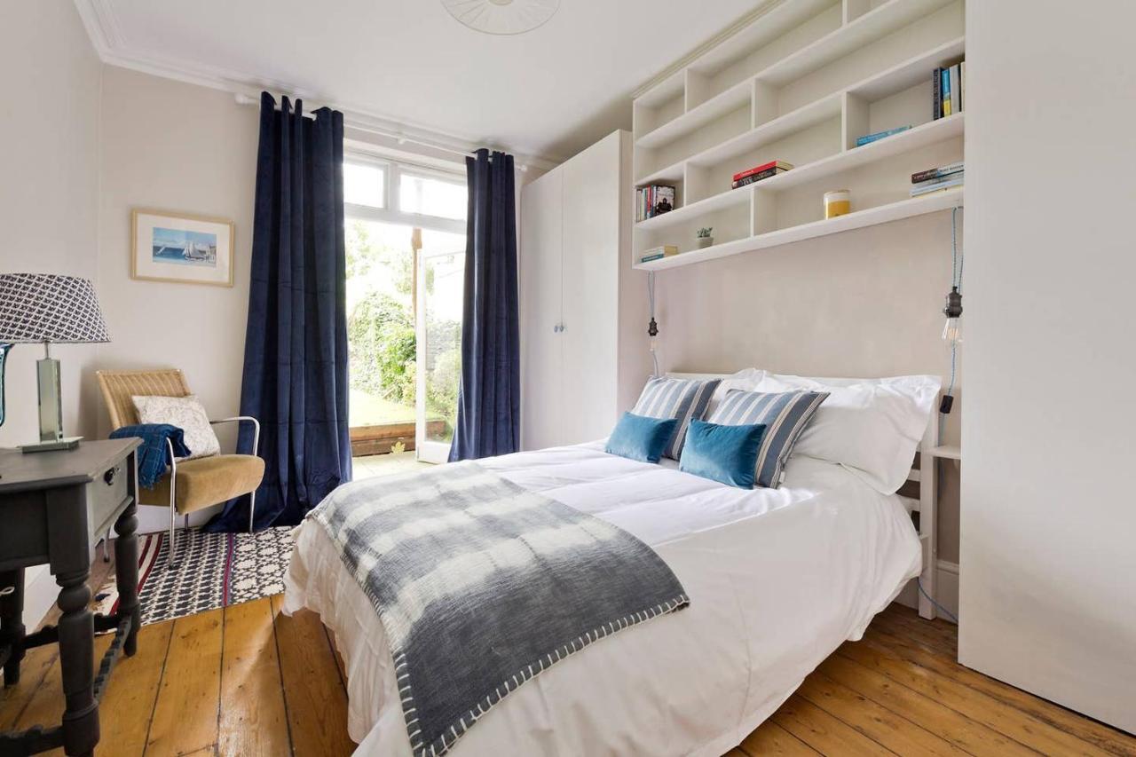 Gorgeous 3-bed Garden Flat Beside Battersea Park Leilighet London