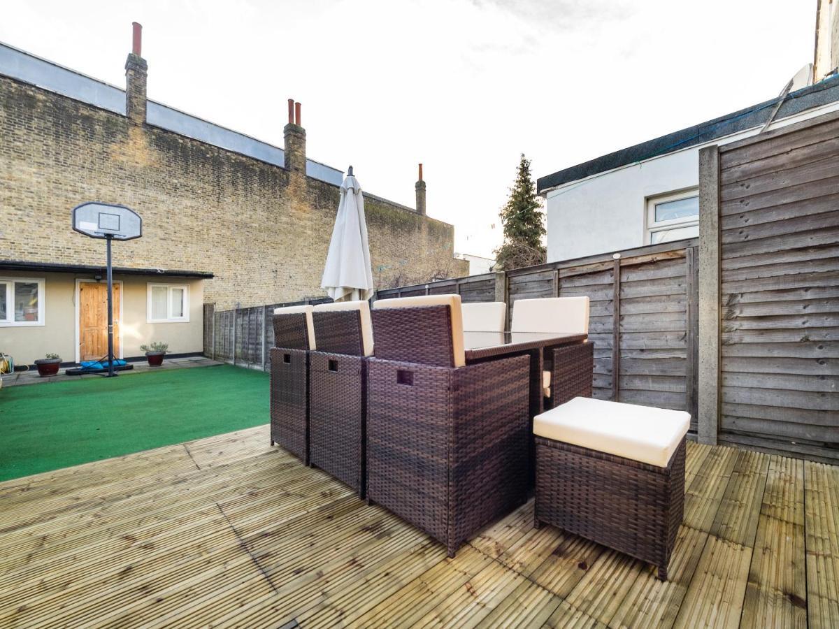 Lt The Gate House * London