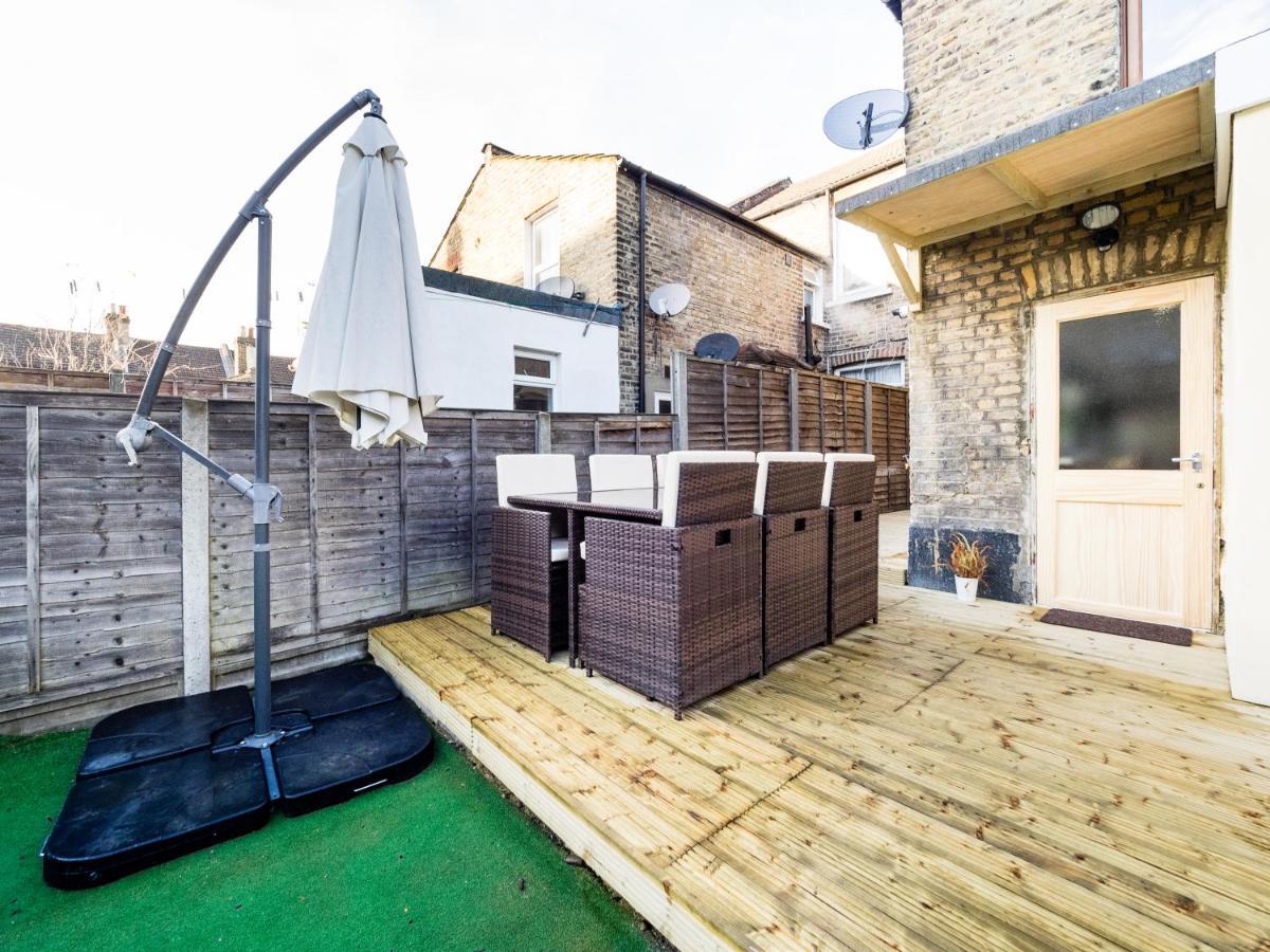 Lt The Gate House * London