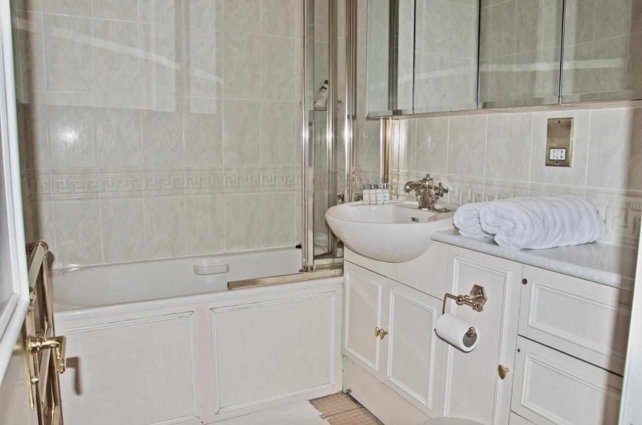 Canguroproperties - Pembridge Villas