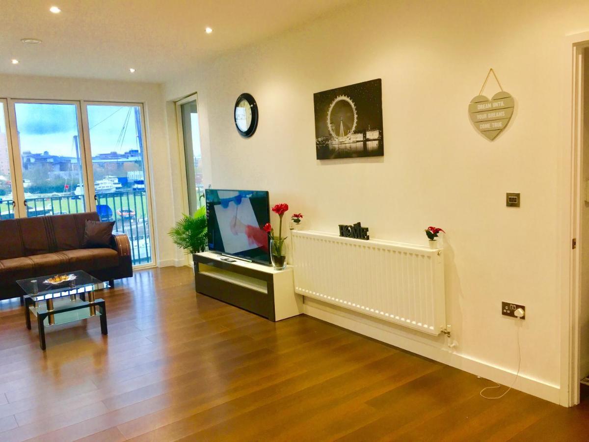 Excel 2 Bedrooms River View Appartement *