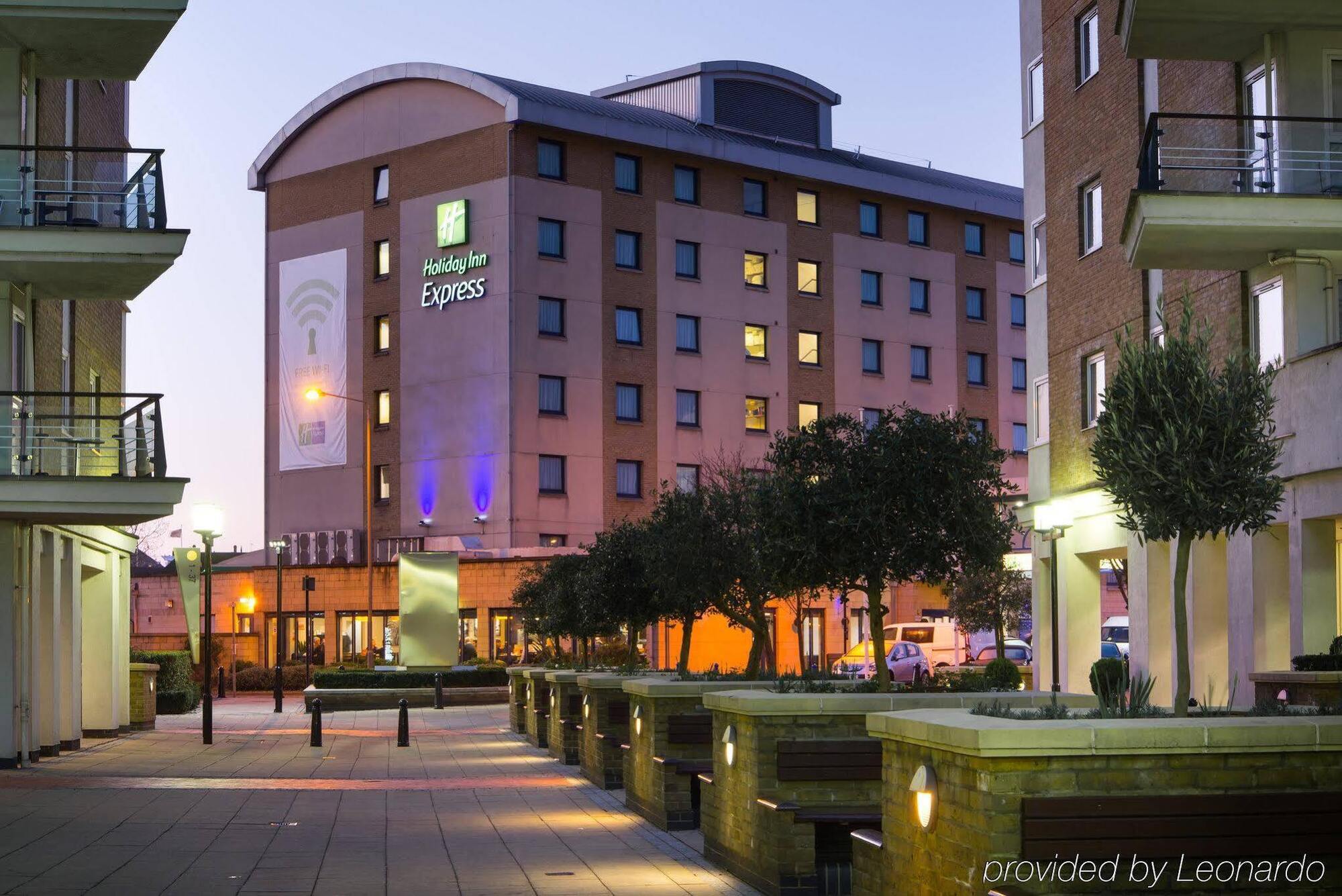 Hotel Holiday Express - Wandsworth By Ihg 3*