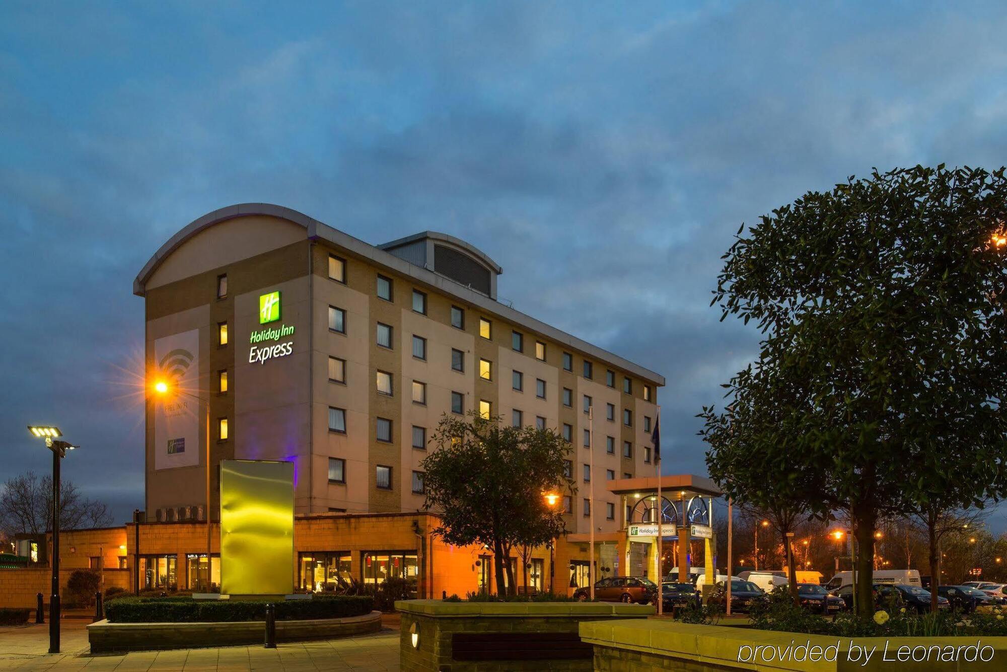 Holiday Express - Wandsworth By Ihg London
