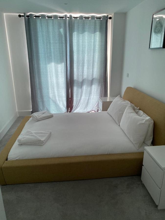 High View Two Bedroom In Woolwich Leilighet London