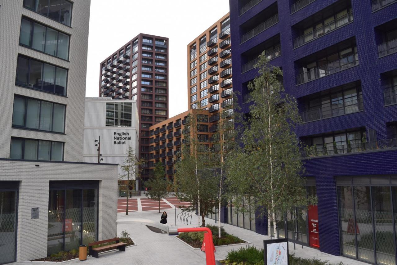 Island 3 Bedroom Luxury Apartments, Canary Wharf Apartment London
