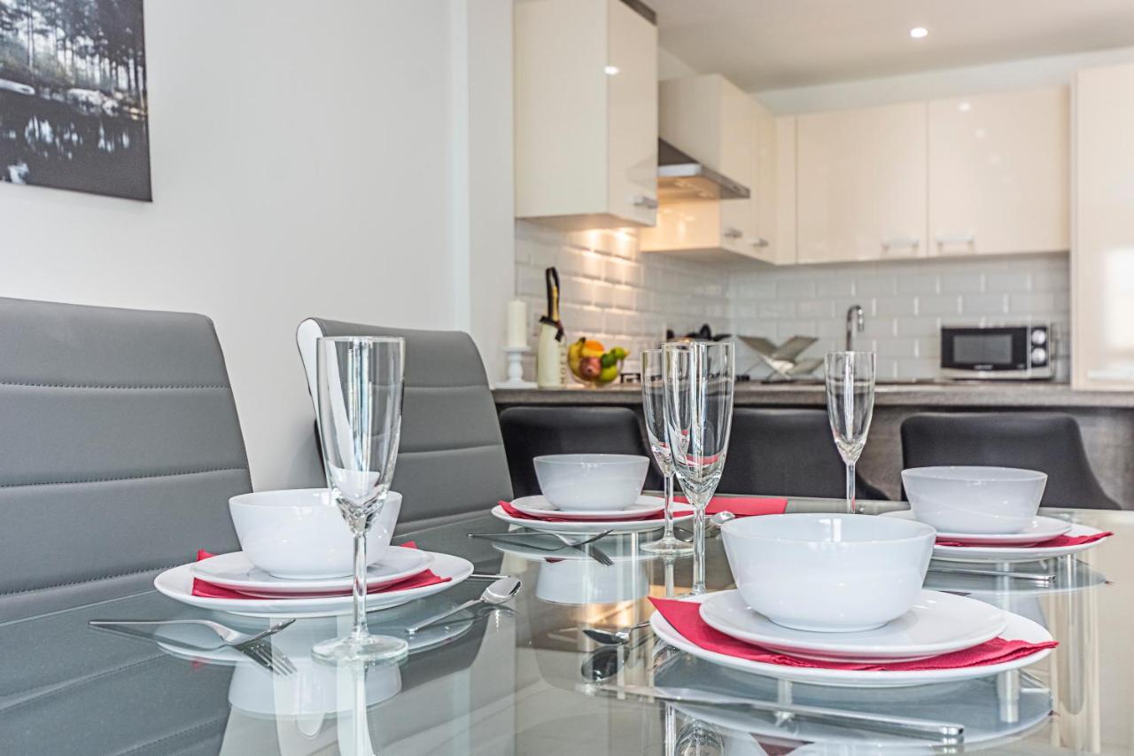 Beautiful Canary Wharf Apartment *