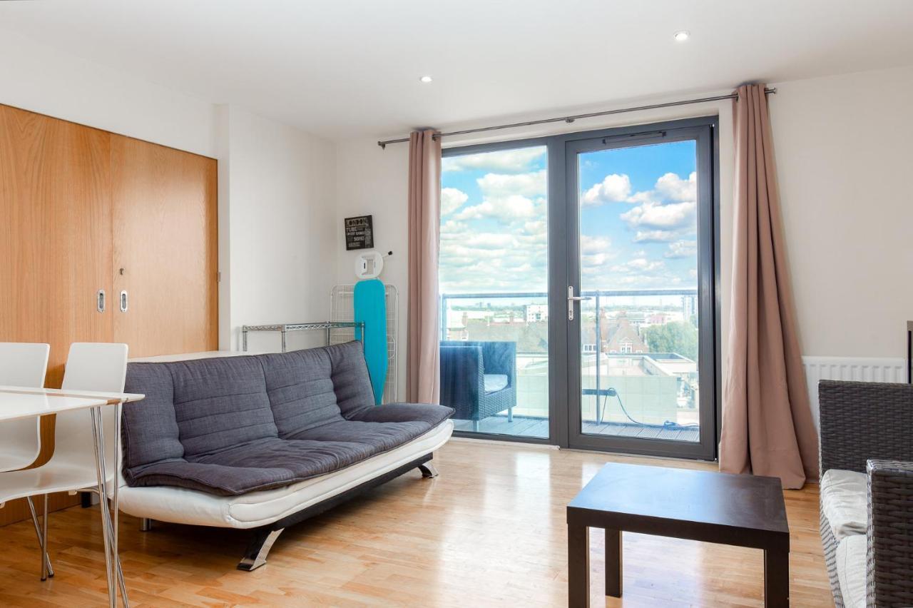 Guest house Park View London