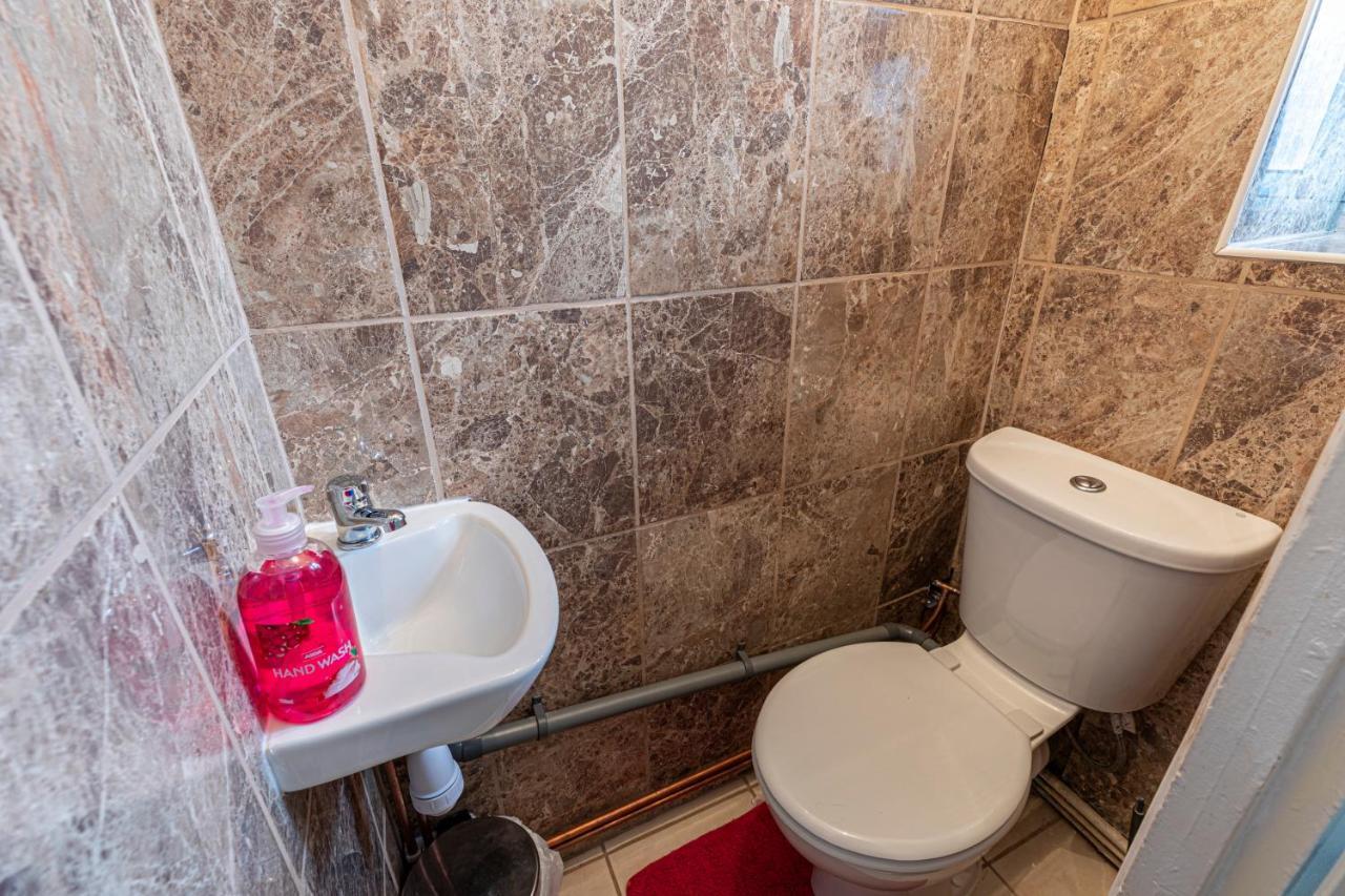 Homestay Tower Bridge - 11 *