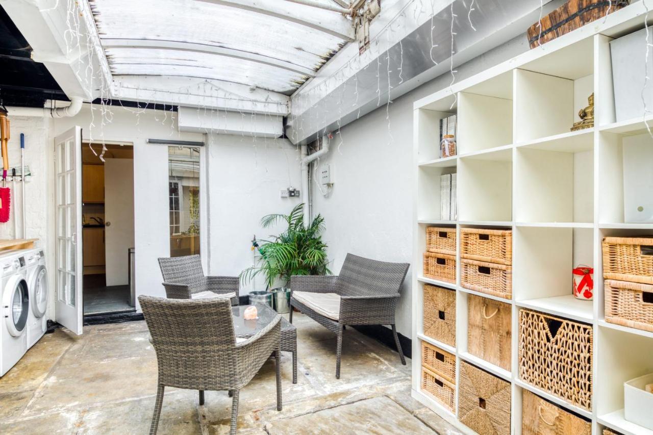 2bed W/ Covered Patio, 5 Mins To Paddington Stn Apartment