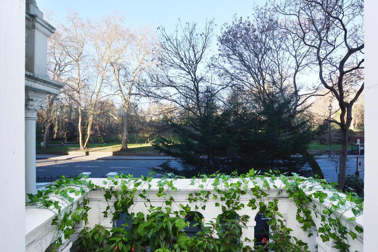 Hyde Park Gate