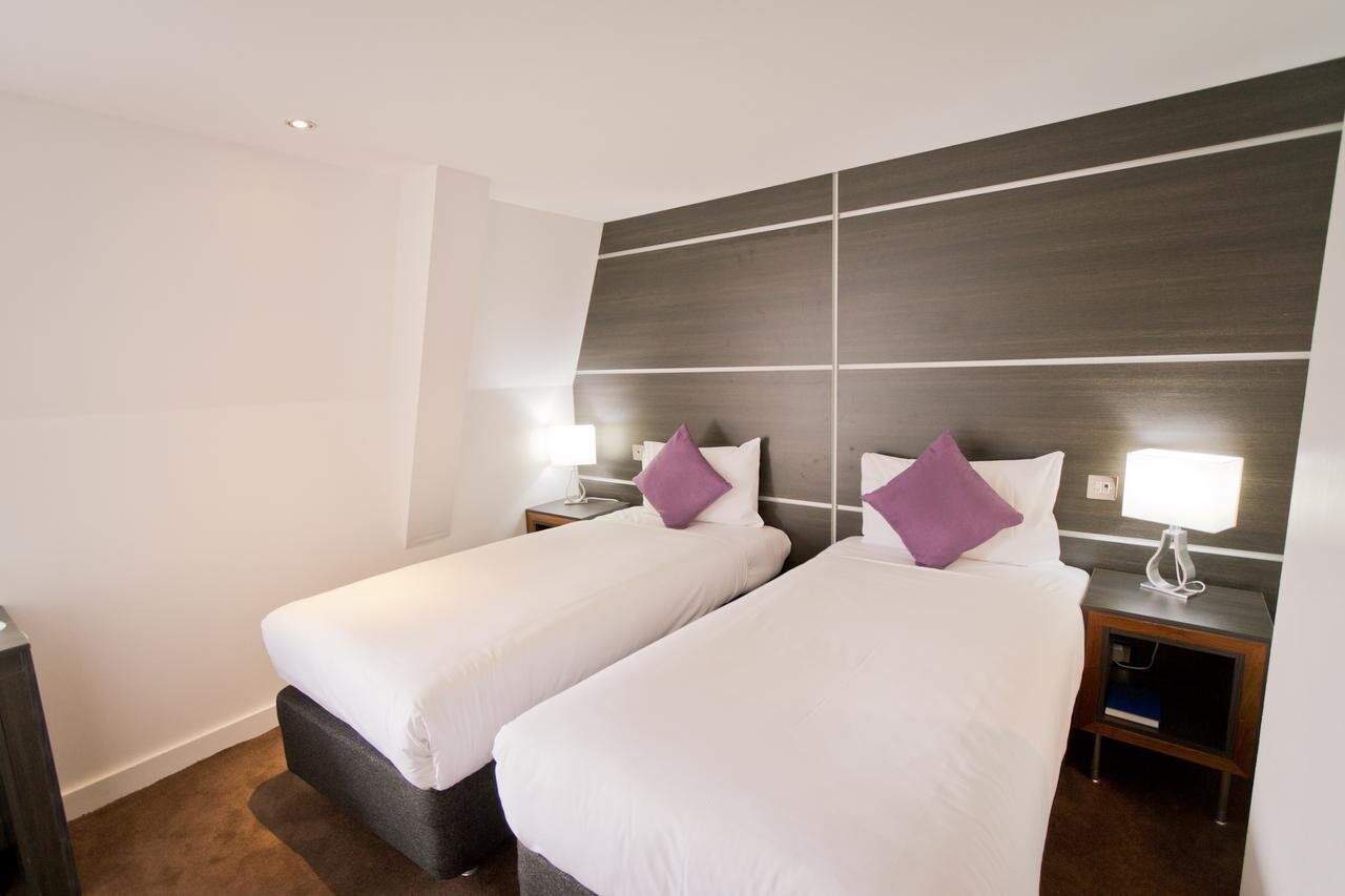 The Wesley Euston 4*