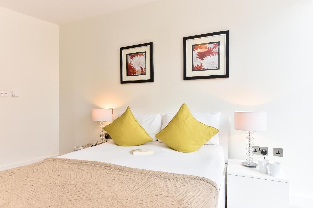 Tower Bridge Apartment