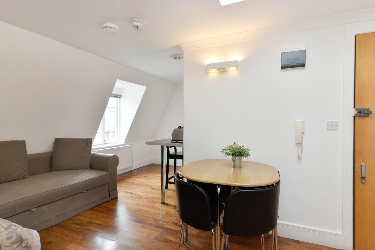 Kensington Comfort * London
