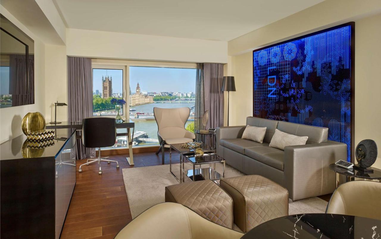 Apartahotel Plaza On The River 5*
