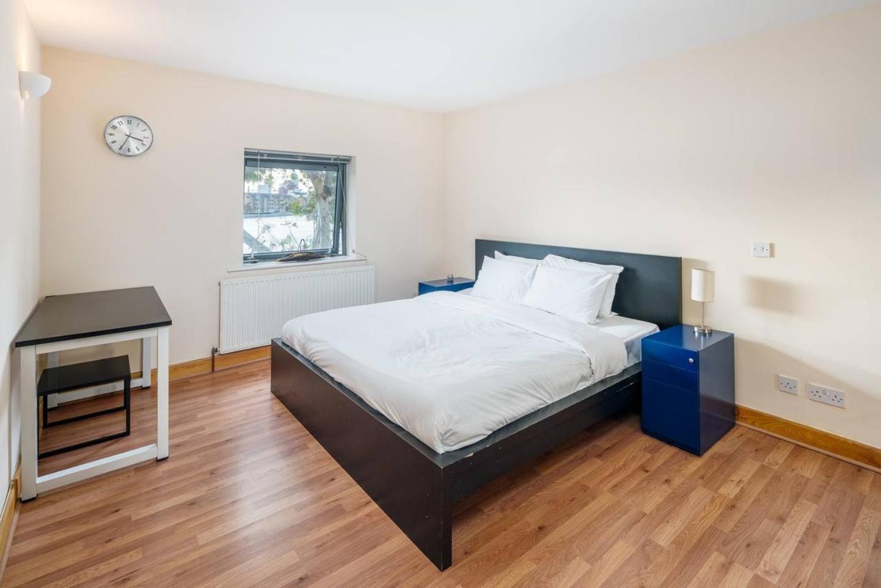 Apartment Bright 2 Bed 2 Bath Near Canary Wharf