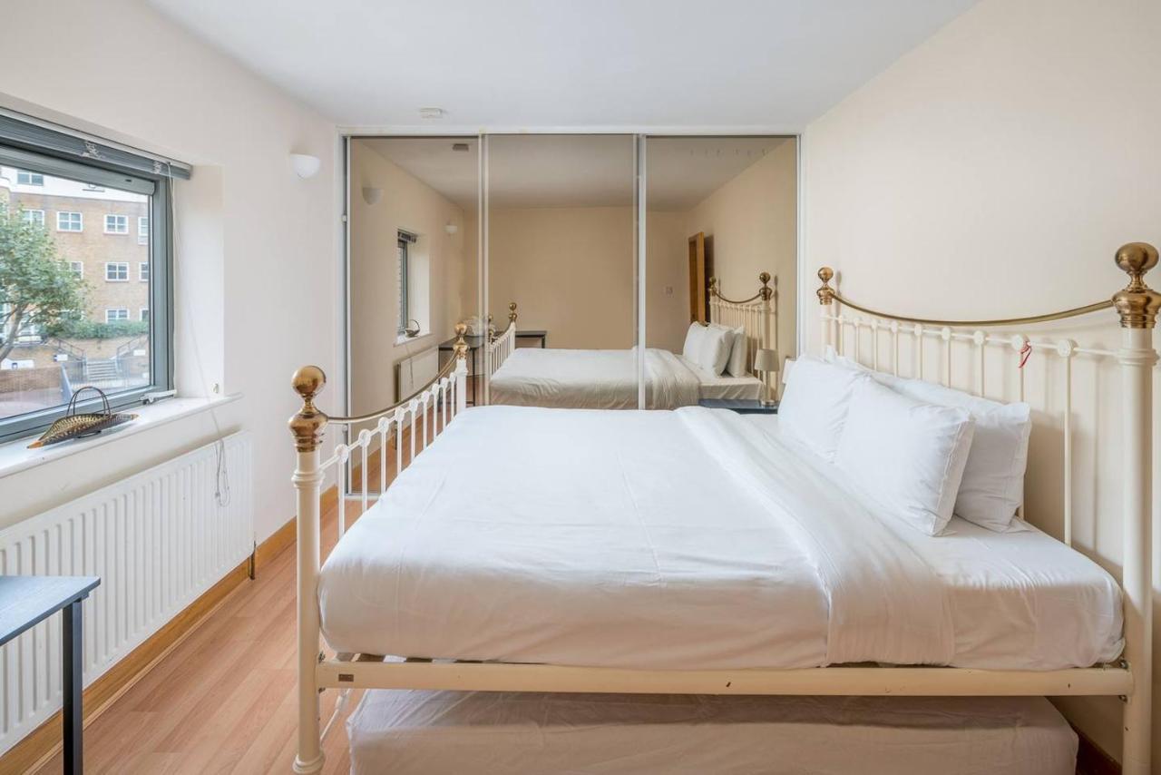 Bright 2 Bed 2 Bath Near Canary Wharf * London