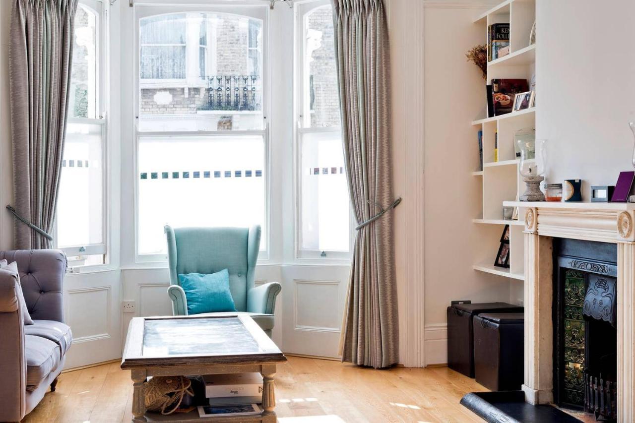 Bright & Spacious 5 Bed House In Charming Putney *