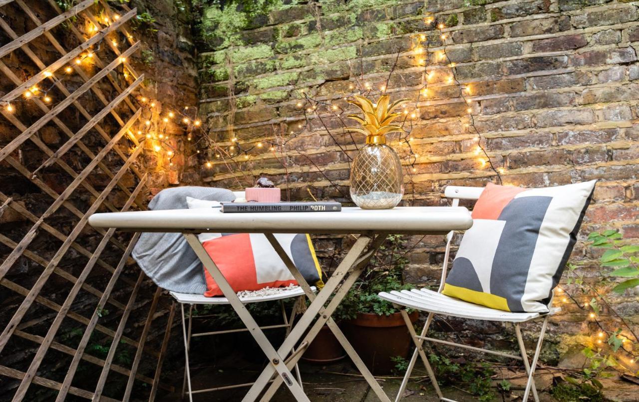 Apartment The Kensington Grove - Stylish 2bdr Flat With Private Patio London