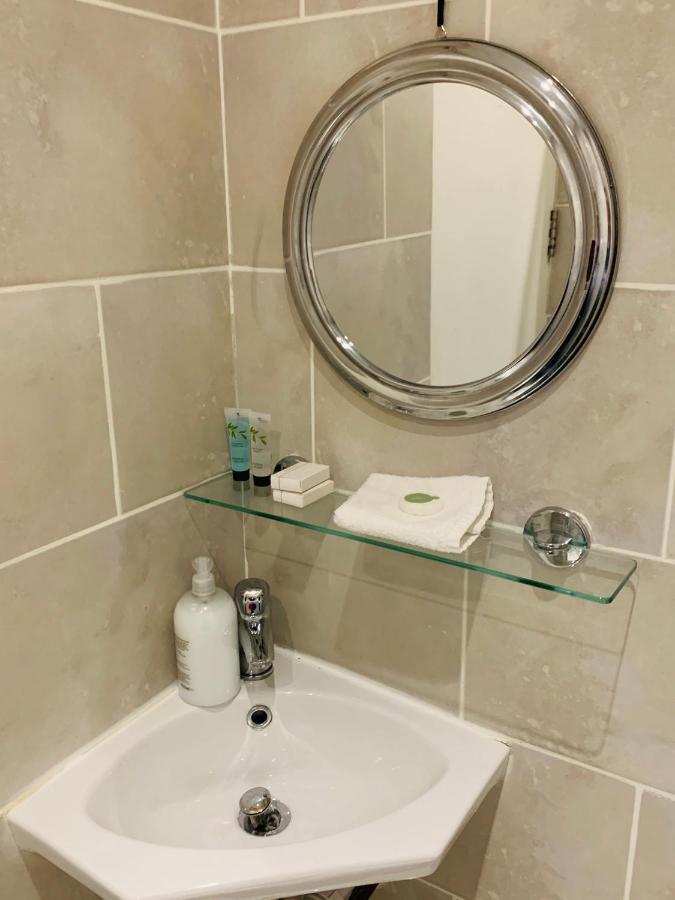 Apartment Studio London