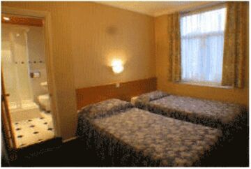 Adria 3* London