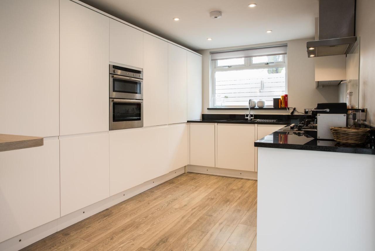 Magnificent House For 6 In Fulham With Back Garden * Londen