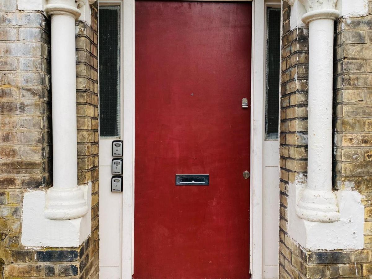 77 B Brailsford Road, Brixton, Sw2 2tb Apartment