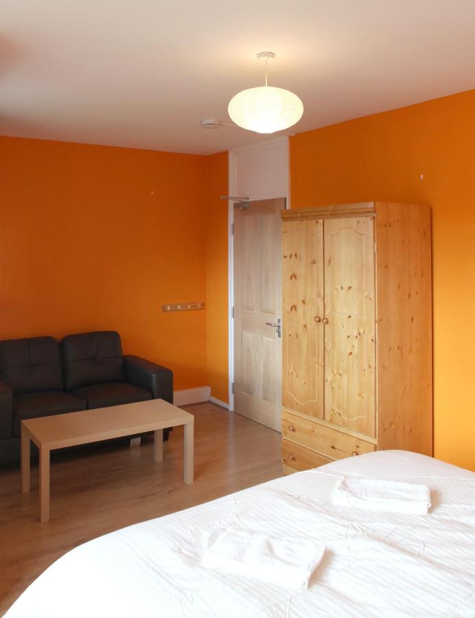 Guest house East End London