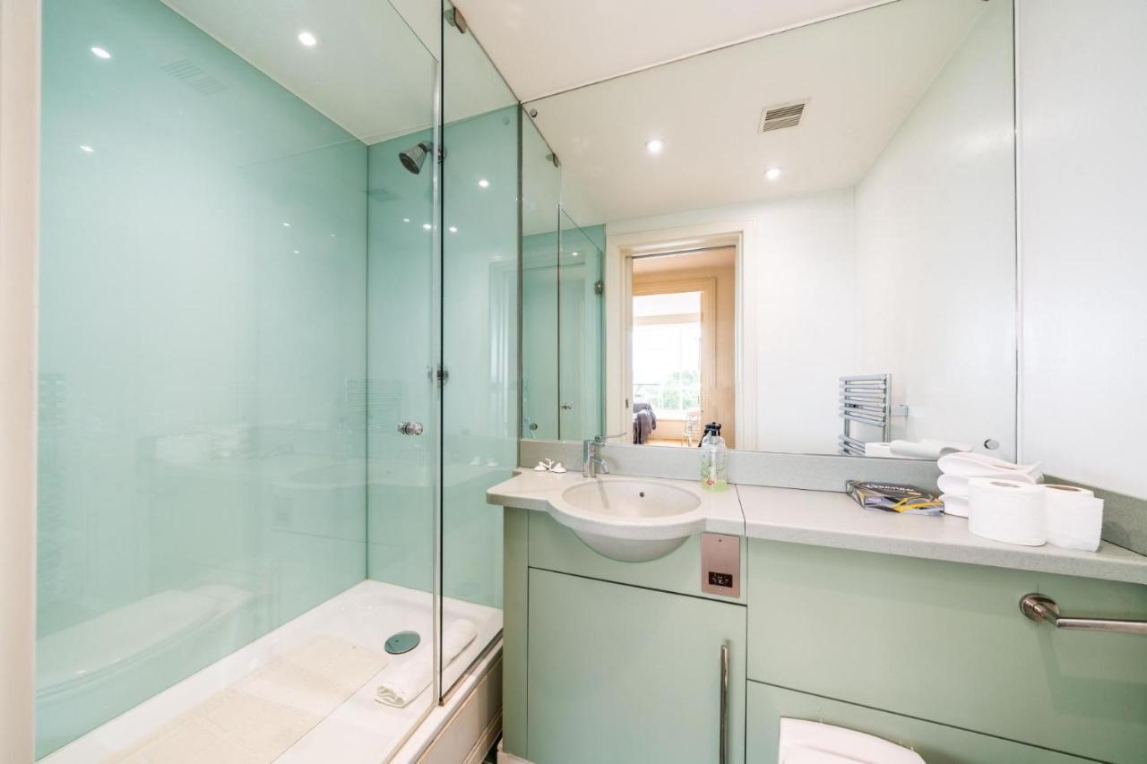Leilighet New Stunning 2bd Amazing Views *