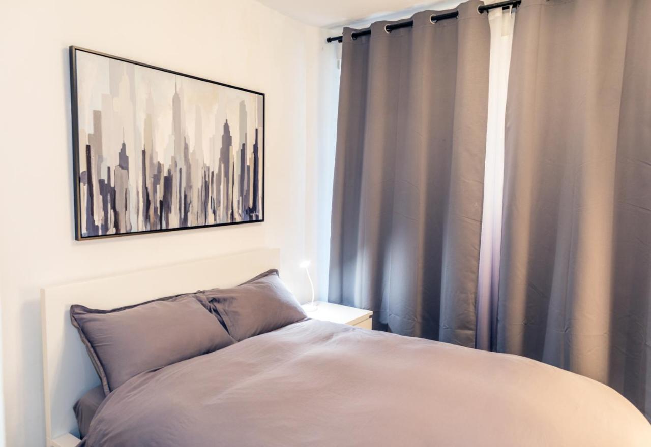 Flat 25 Dudley Court *