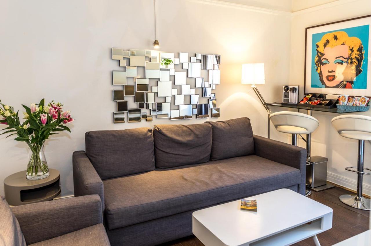 Flat 25 Dudley Court London