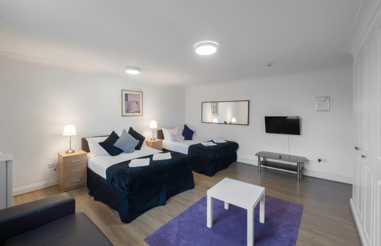 Hostel Hyde Park Gate London