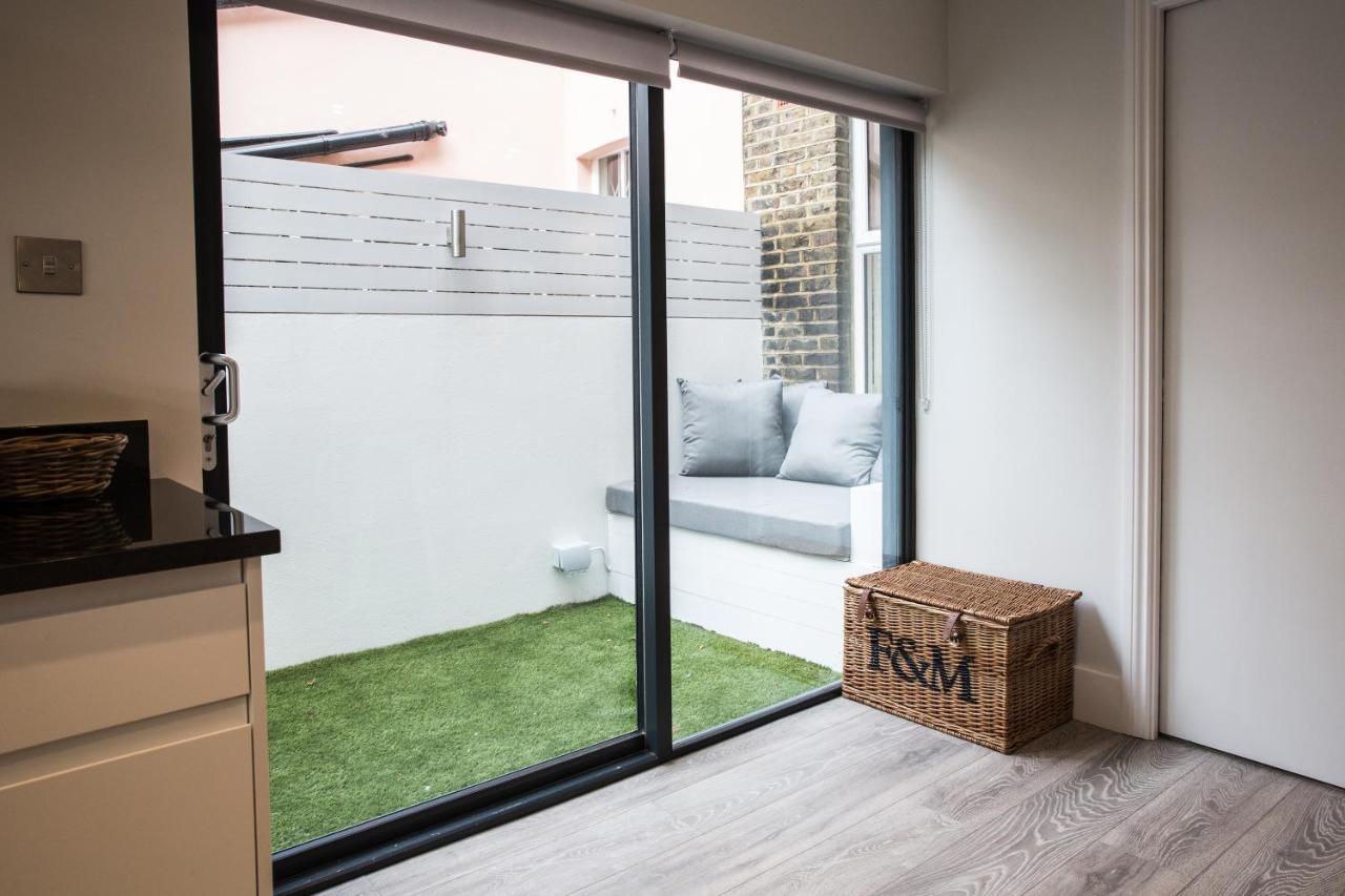 Magnificent House For 6 In Fulham With Back Garden * Londen