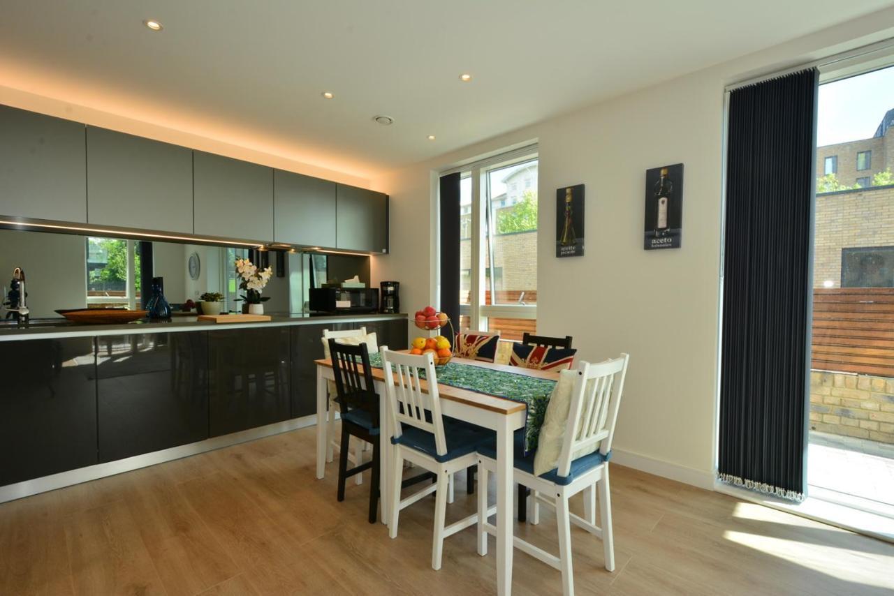 Apartment Grand Kew Gardens London