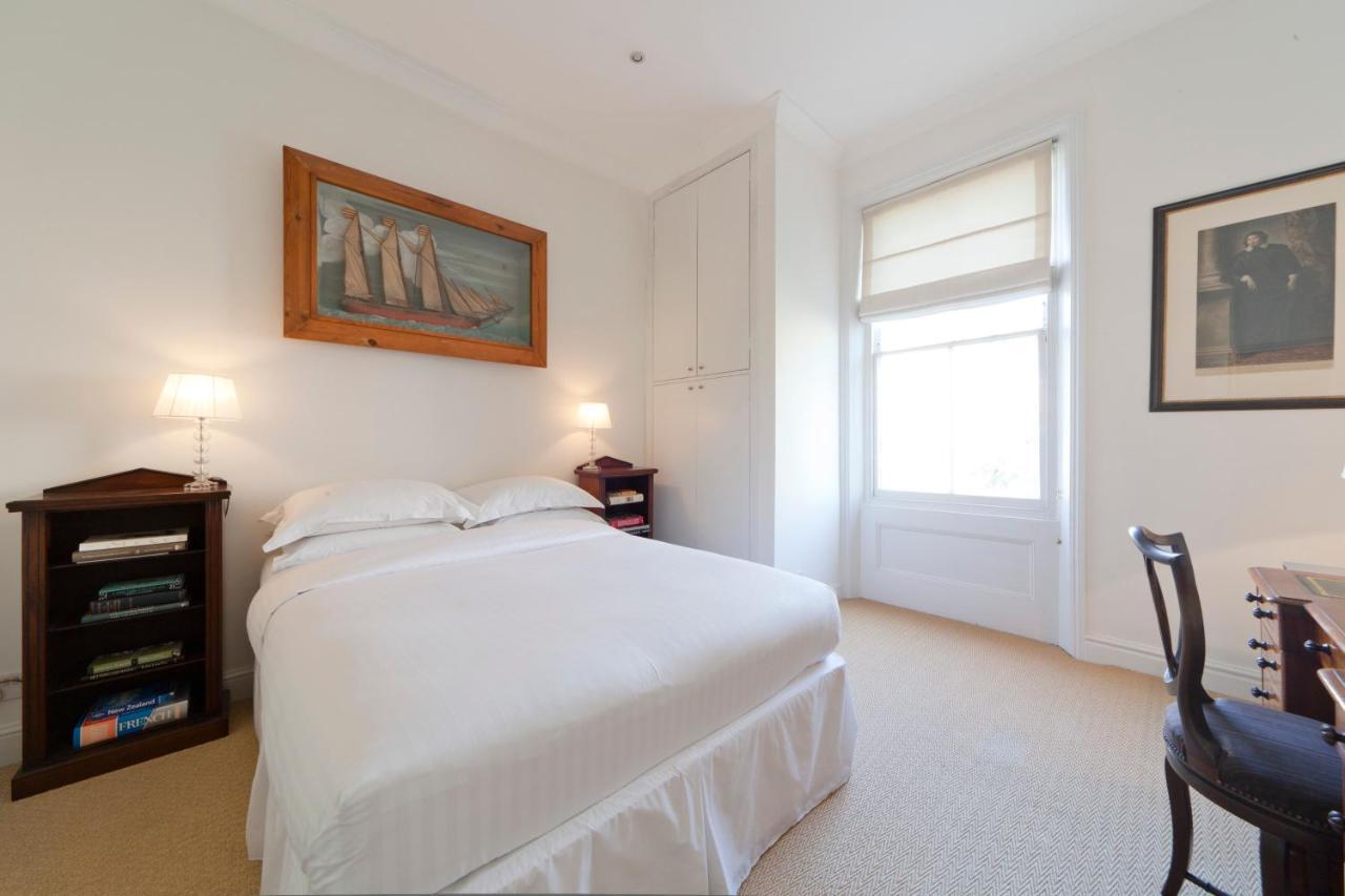 Bassett Road Iv By Onefinestay *