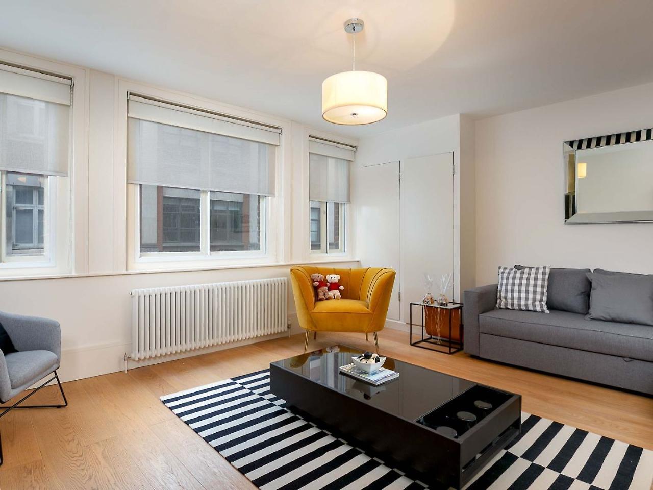 D Arblay Street Hotel