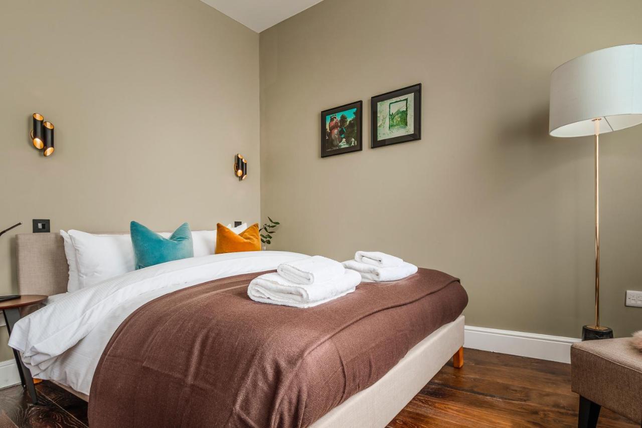 The Knaresborough By Nestor 3* London