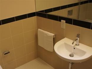 Max Serviced Richmond Gardens Hotel 4*
