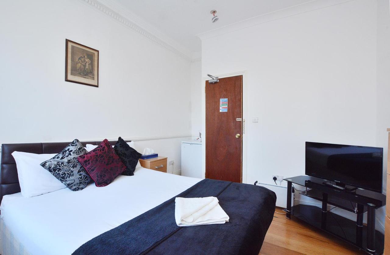 Hostel Hyde Park Gate London