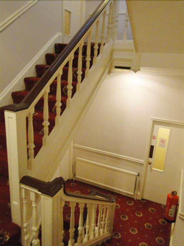 Hallam Hotel 3*