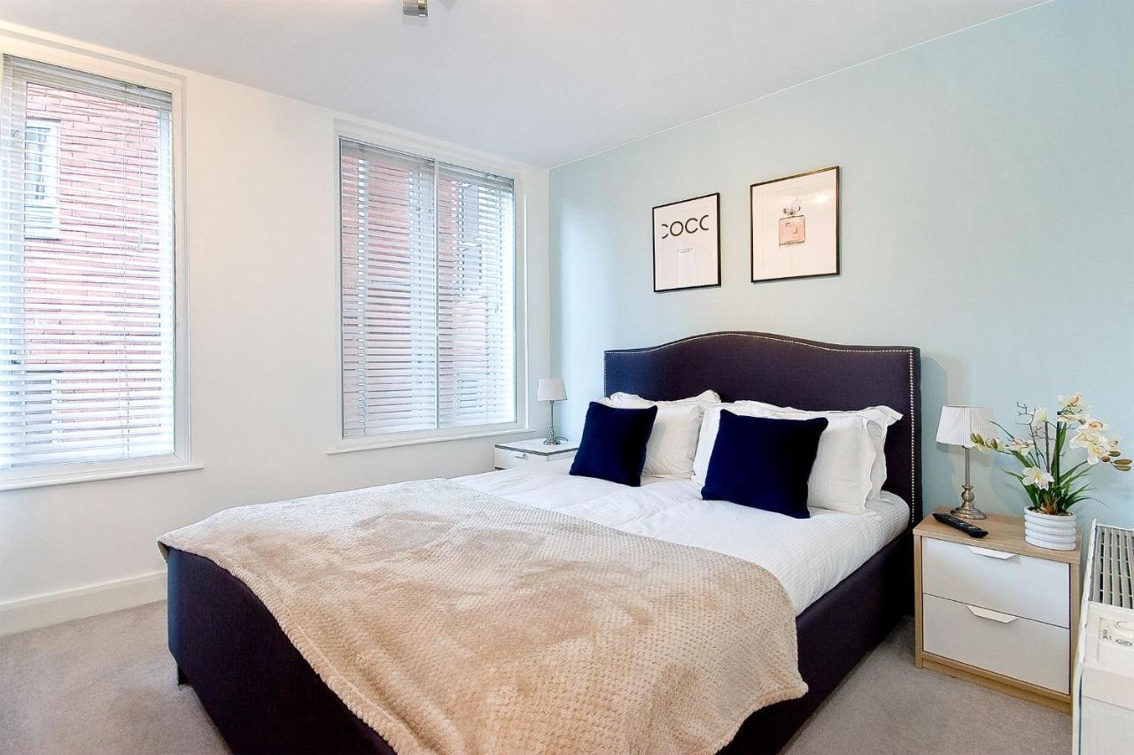 Mulberry Flat 4 - Two Bedroom 2nd Floor By Living London