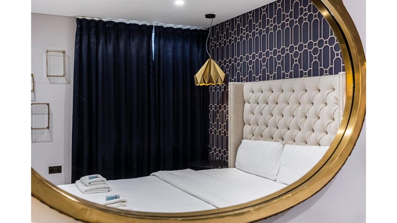 Luxurious 3 Bed Apt Westbourne Park Villas Sk