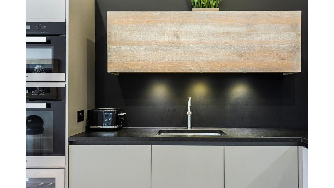 Luxurious 3 Bed Apt Westbourne Park Villas Sk *