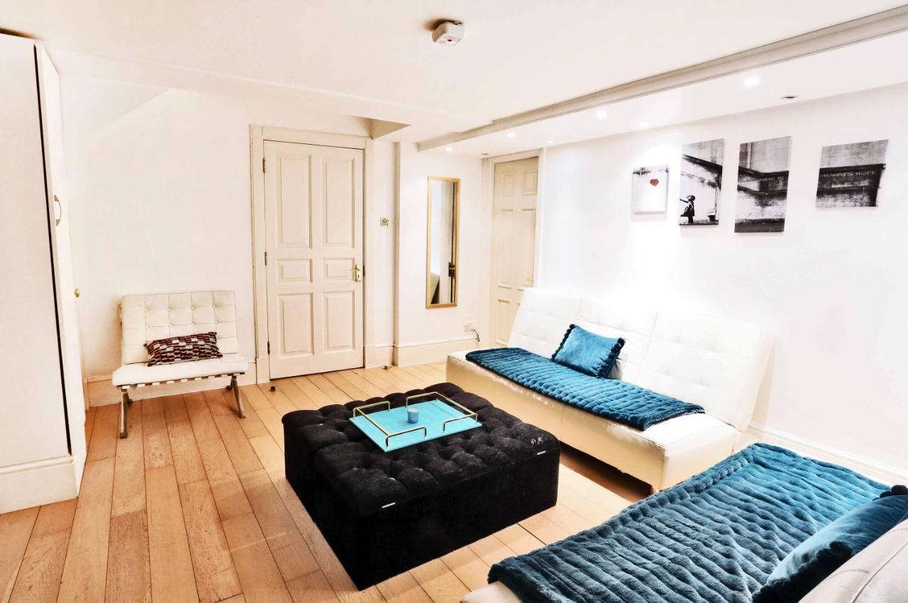 Piccadilly Circus Suites * Londen