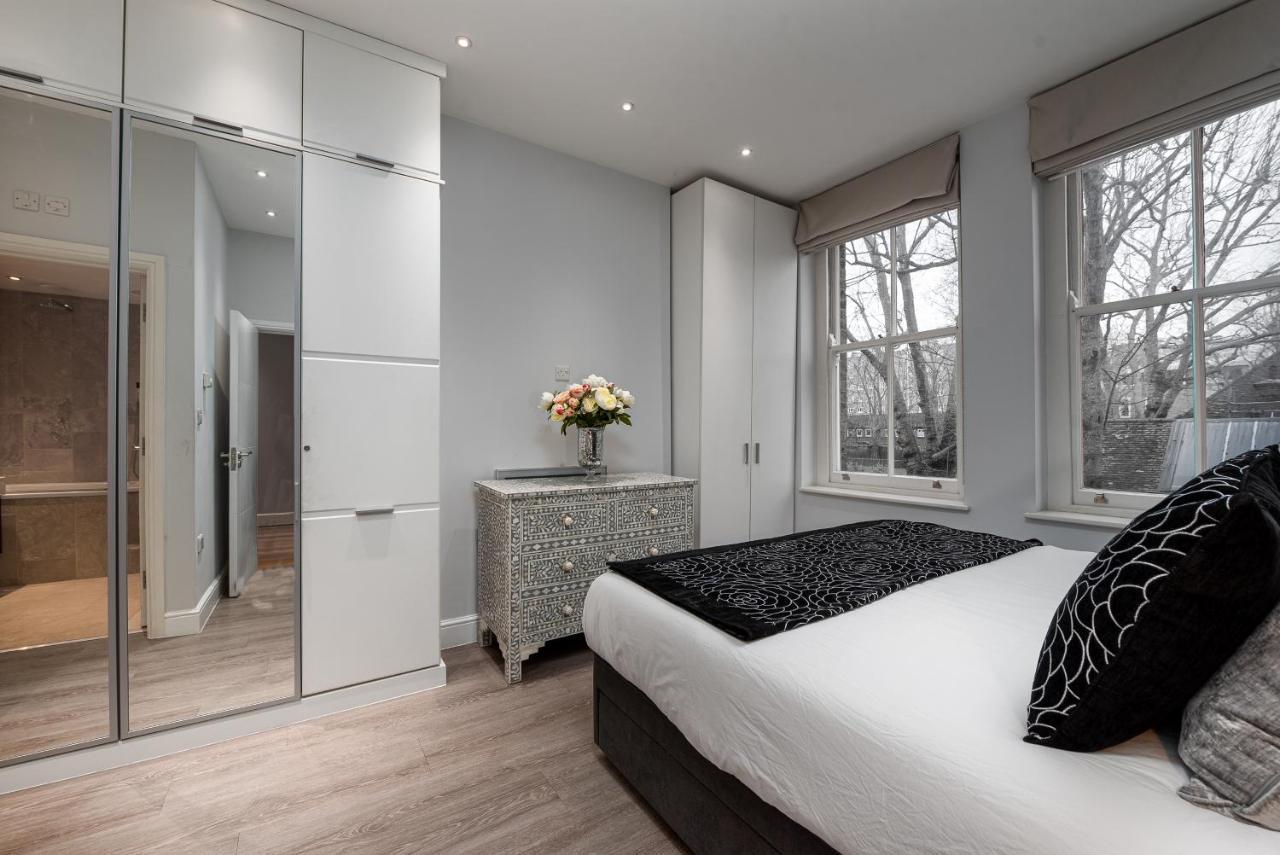 Beaufort Mansions , Chelsea Apartment *
