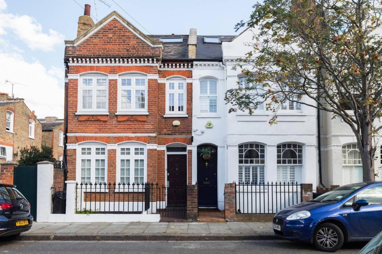 Fabulous 4-bed House In Fulham With Garden! Vakantiehuis Londen