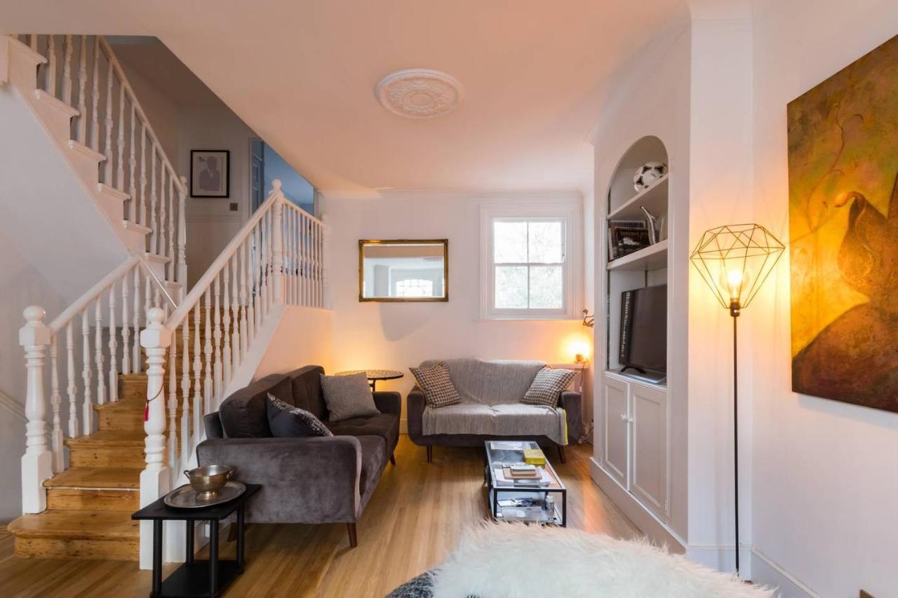 Vakantiehuis Fabulous 4-bed House In Fulham With Garden! Londen
