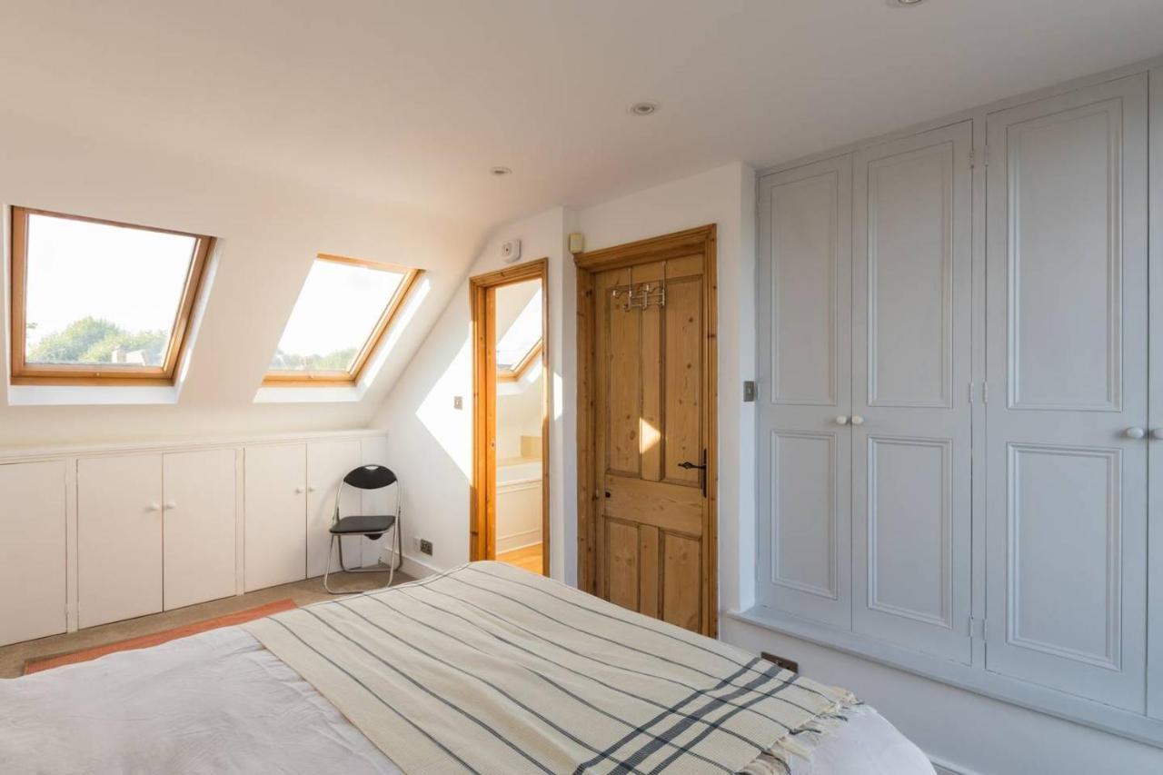 Fabulous 4-bed House In Fulham With Garden! * Londen